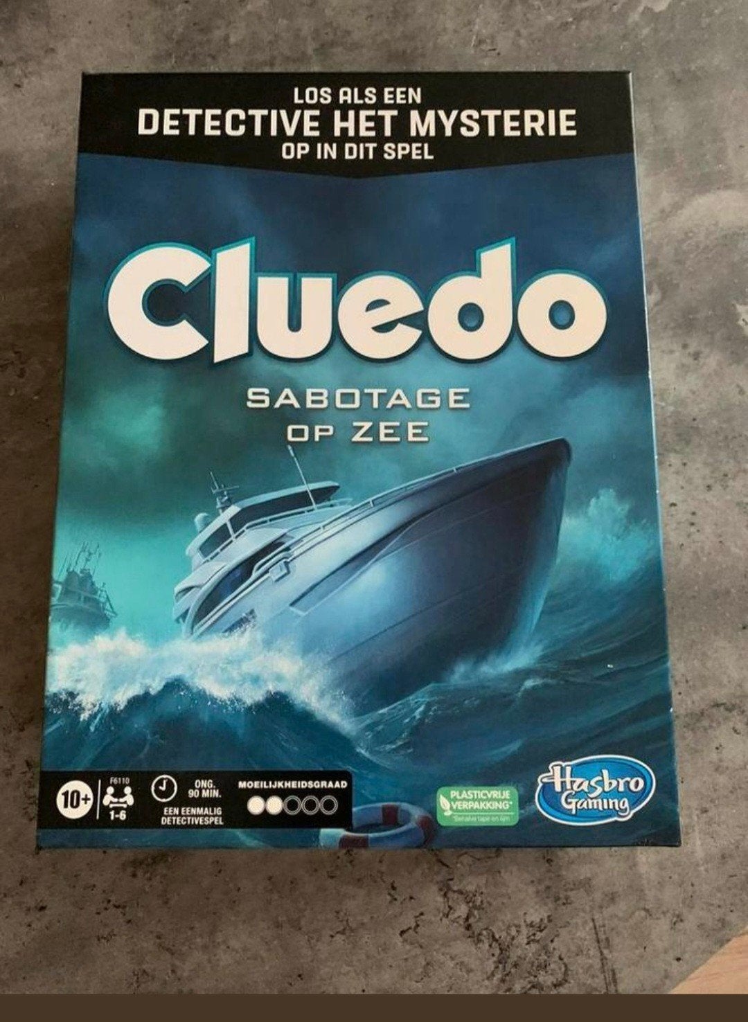 Cluedo Sabotage op Zee - Ontsnap van het jacht!, Vijf spelers of meer, Ophalen of Verzenden, Zo goed als nieuw, Hasbro Gaming