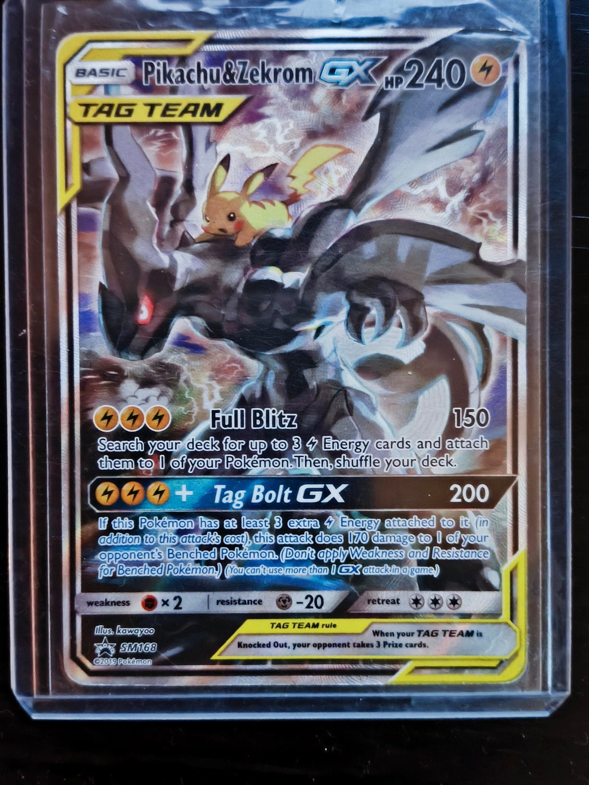 Pikachu & Zekrom GX TAG TEAM Pokémon Kaart SM168, Hobby en Vrije tijd, Ophalen of Verzenden, Zo goed als nieuw, Losse kaart, Foil