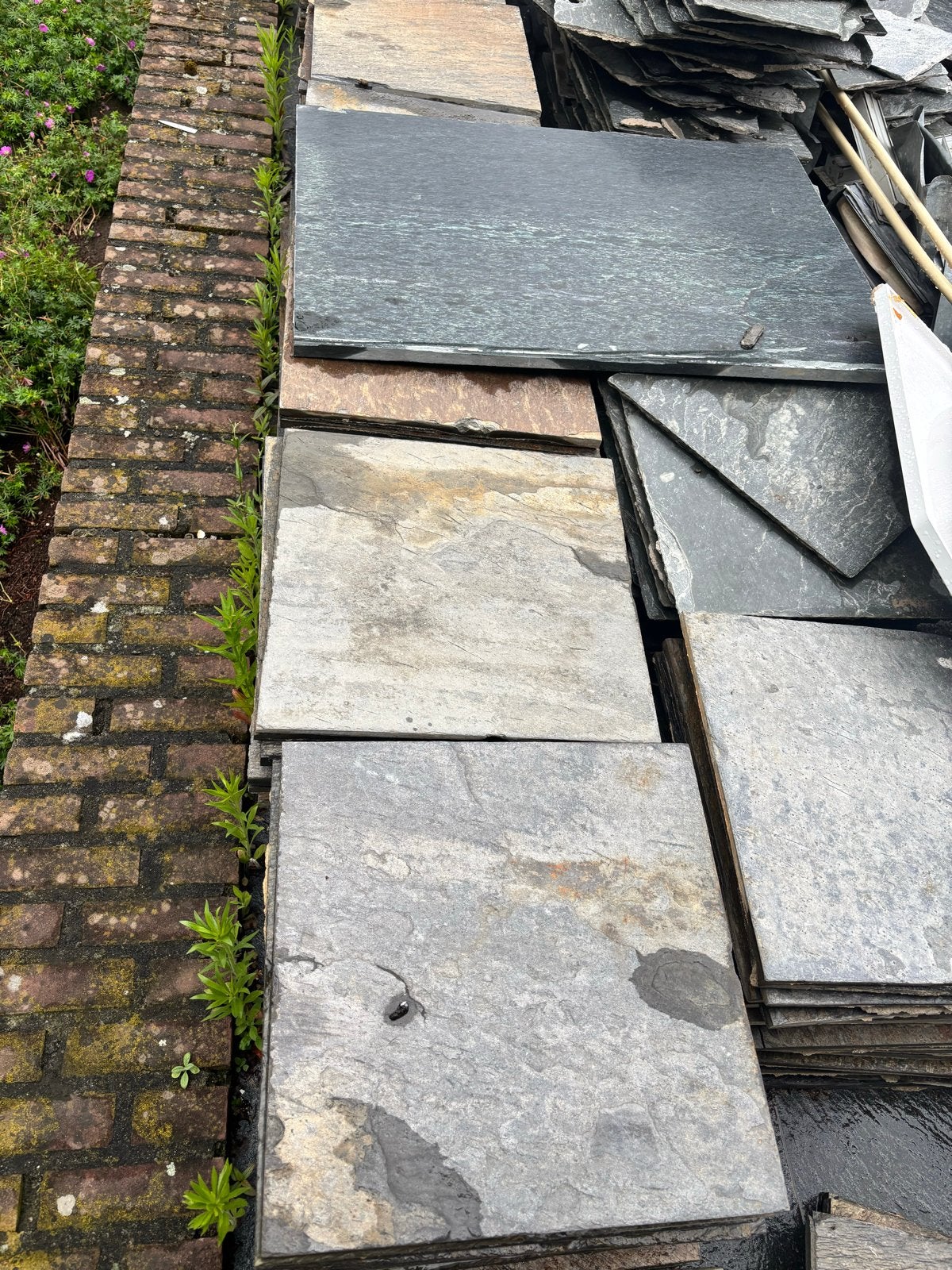 Gratis afhalen Natuurstenen tegels - lichte beschadigingen, Ophalen, Gebruikt, Minder dan 20 cm, 10 m² of meer