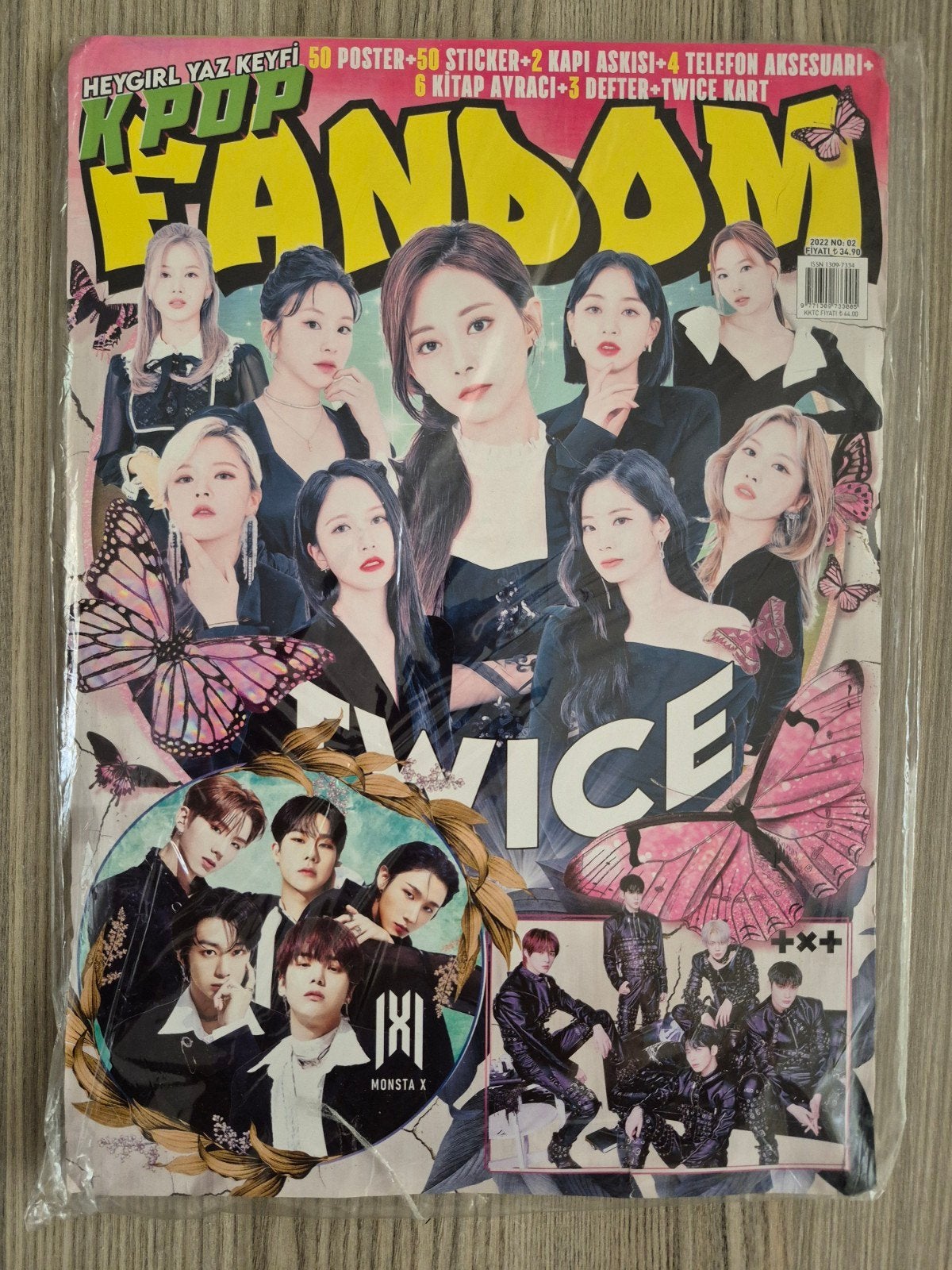 K-pop Fandom pakket MonstaX, Twice en TXT, Eén comic, Ophalen of Verzenden, Amerika