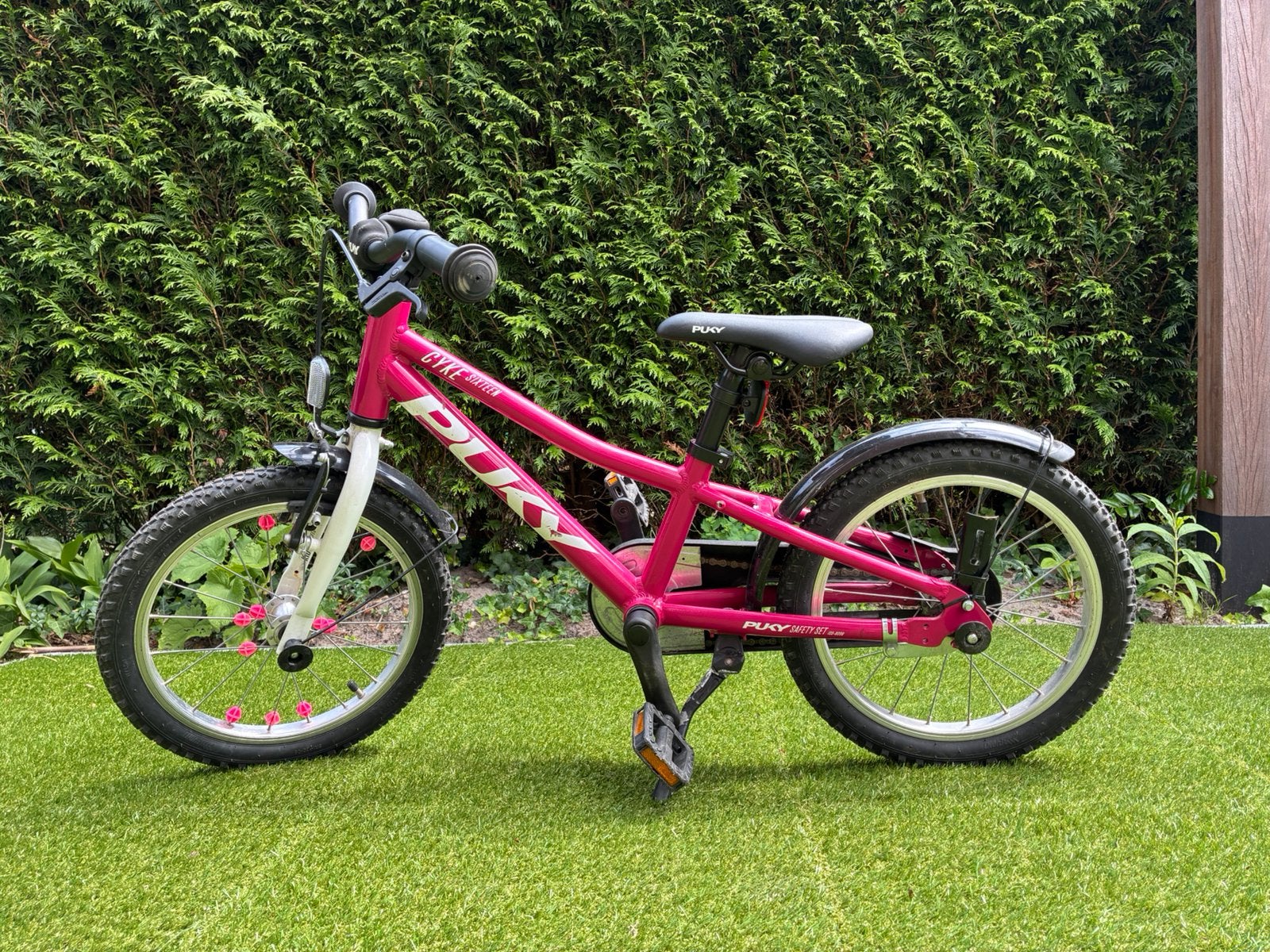 Kinderfietsje Puky CYKE 16 inch alu berry, Fietsen en Brommers, Ophalen, Zo goed als nieuw, 16 tot 20 inch