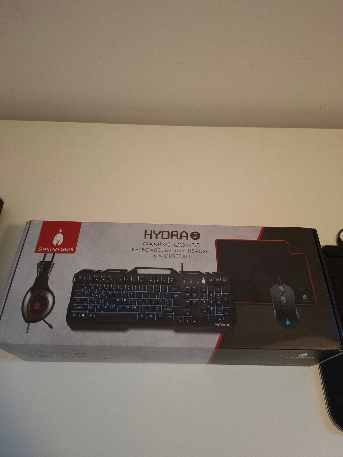 Gaming Combo: Toetsenbord, Muis, Headset & Muismat, Computers en Software, Headsets, Nieuw, Over-ear, Bedraad, Gaming headset