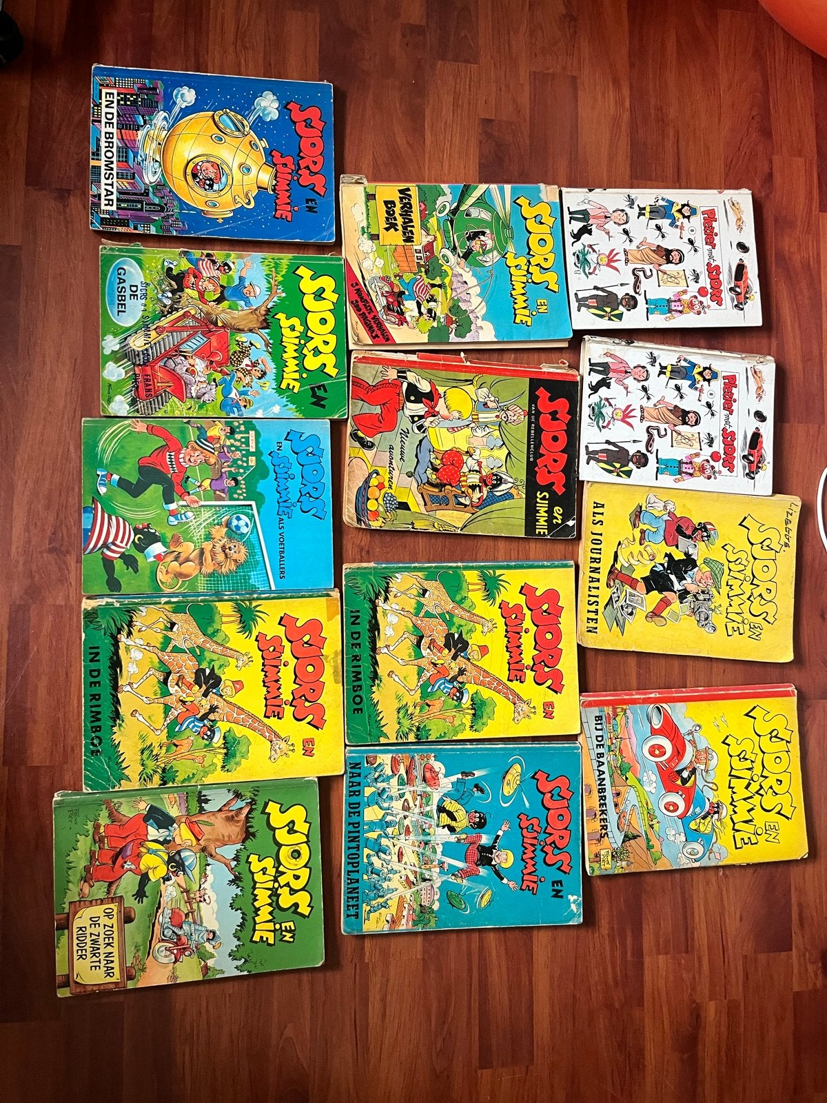 Oude Sjors en Sjimmie strips - Diverse uitgaven, Meerdere stripboeken, Ophalen of Verzenden, Gelezen