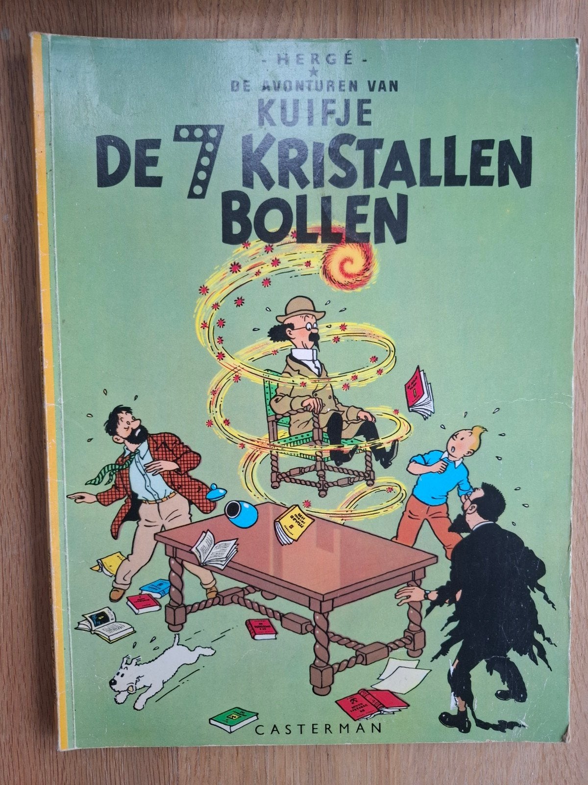 De 7 kristallen bollen, Ophalen of Verzenden, Gelezen