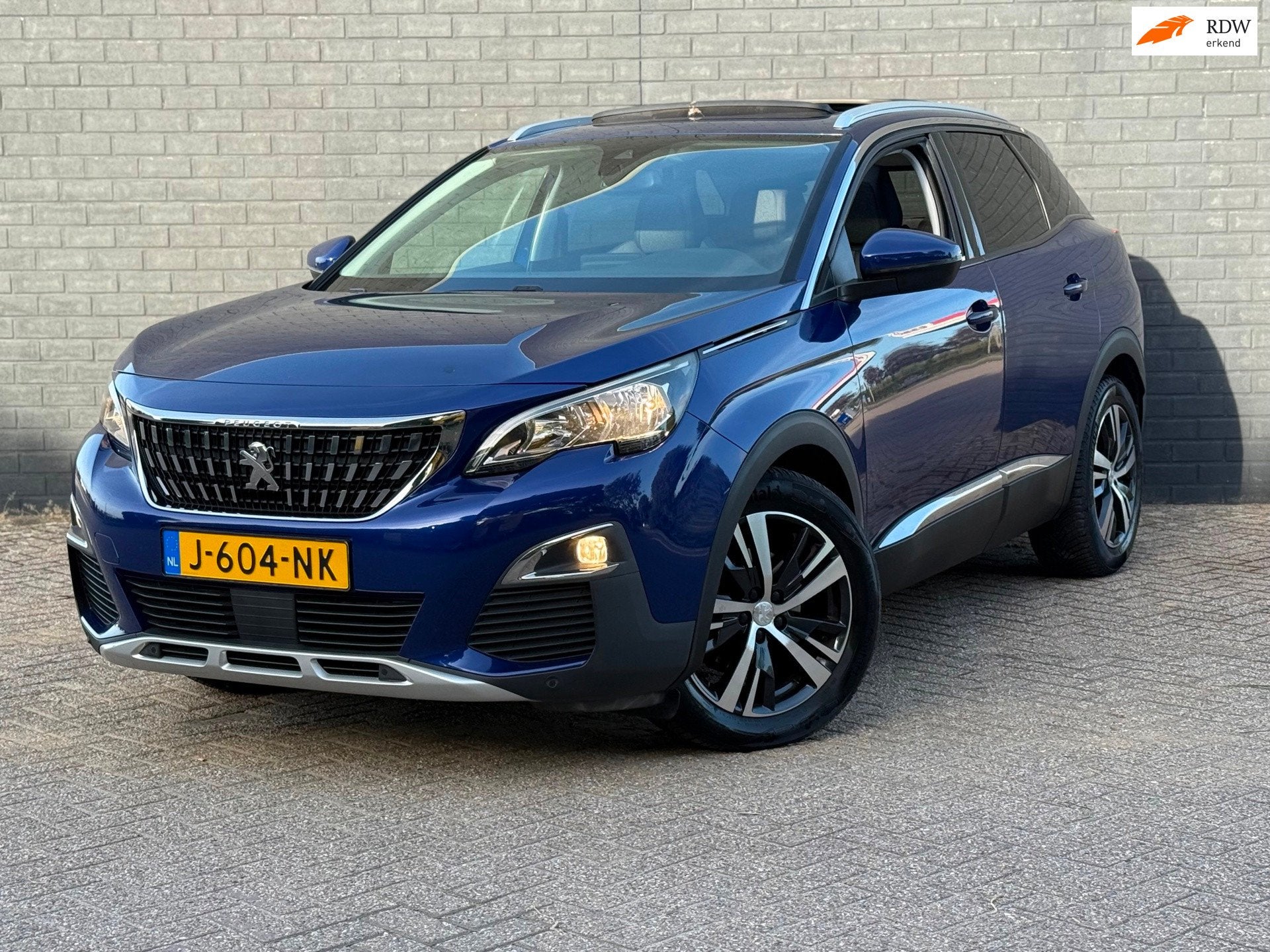 Peugeot 3008 1.2 PureTech GT Line Bj 2017 Panoramadak half l, Voorwielaandrijving, Dealer onderhouden, Gebruikt, 1199 cc