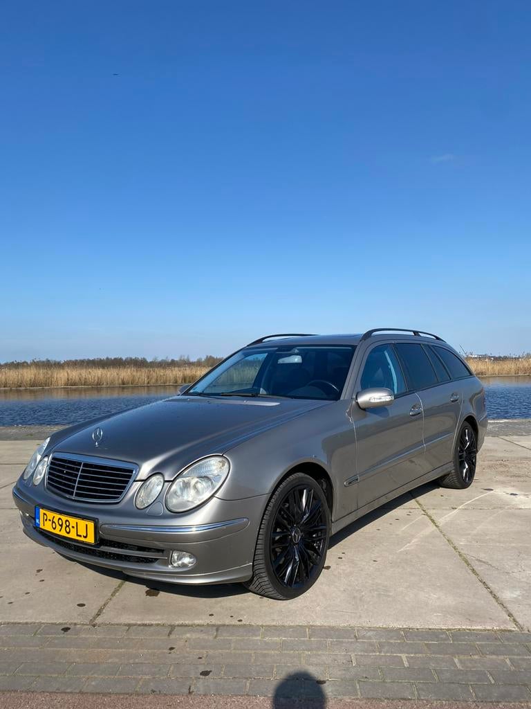 Mercedes-Benz W211 E320 CGI Nieuwe APK, Automaat, Zwart, Leder en Stof, 3199 cc