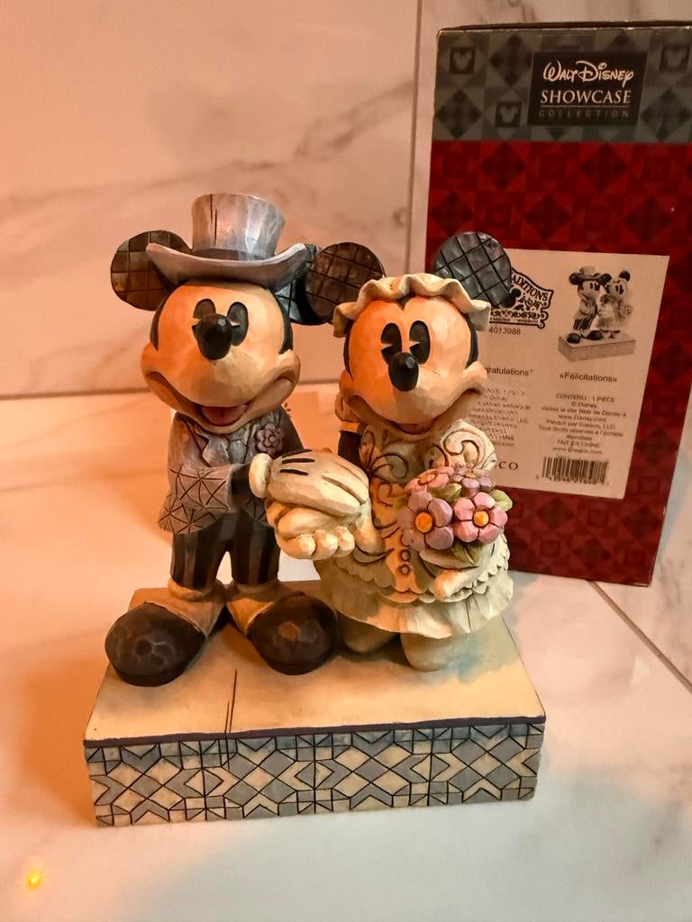Disney Traditions Mickey & Minnie Trouwbeeldje incl. doos, Ophalen of Verzenden, Mickey Mouse, Zo goed als nieuw, Beeldje of Figuurtje