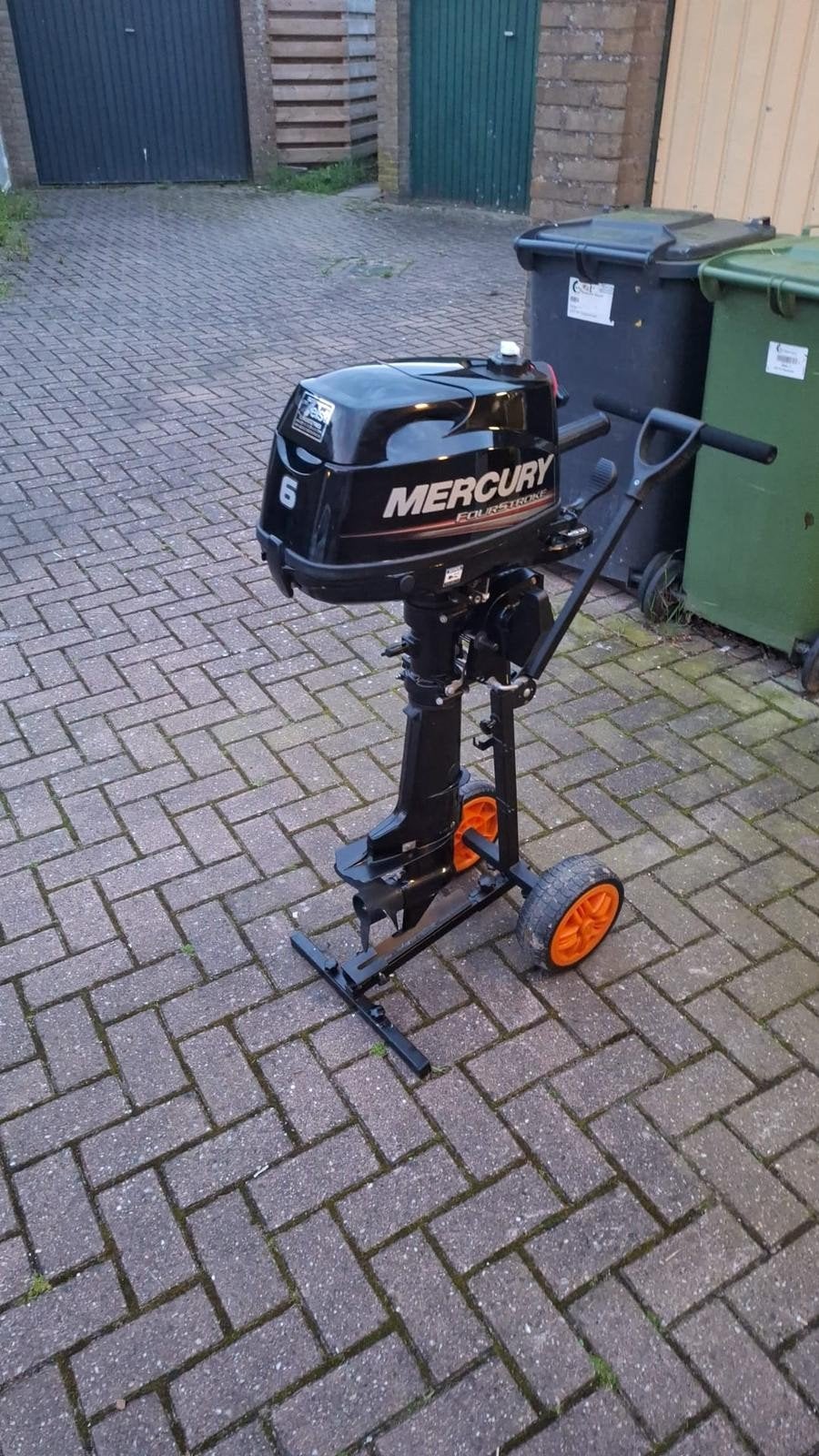 Buitenboordmotor en boten reparatie, Ophalen, Motor en Techniek