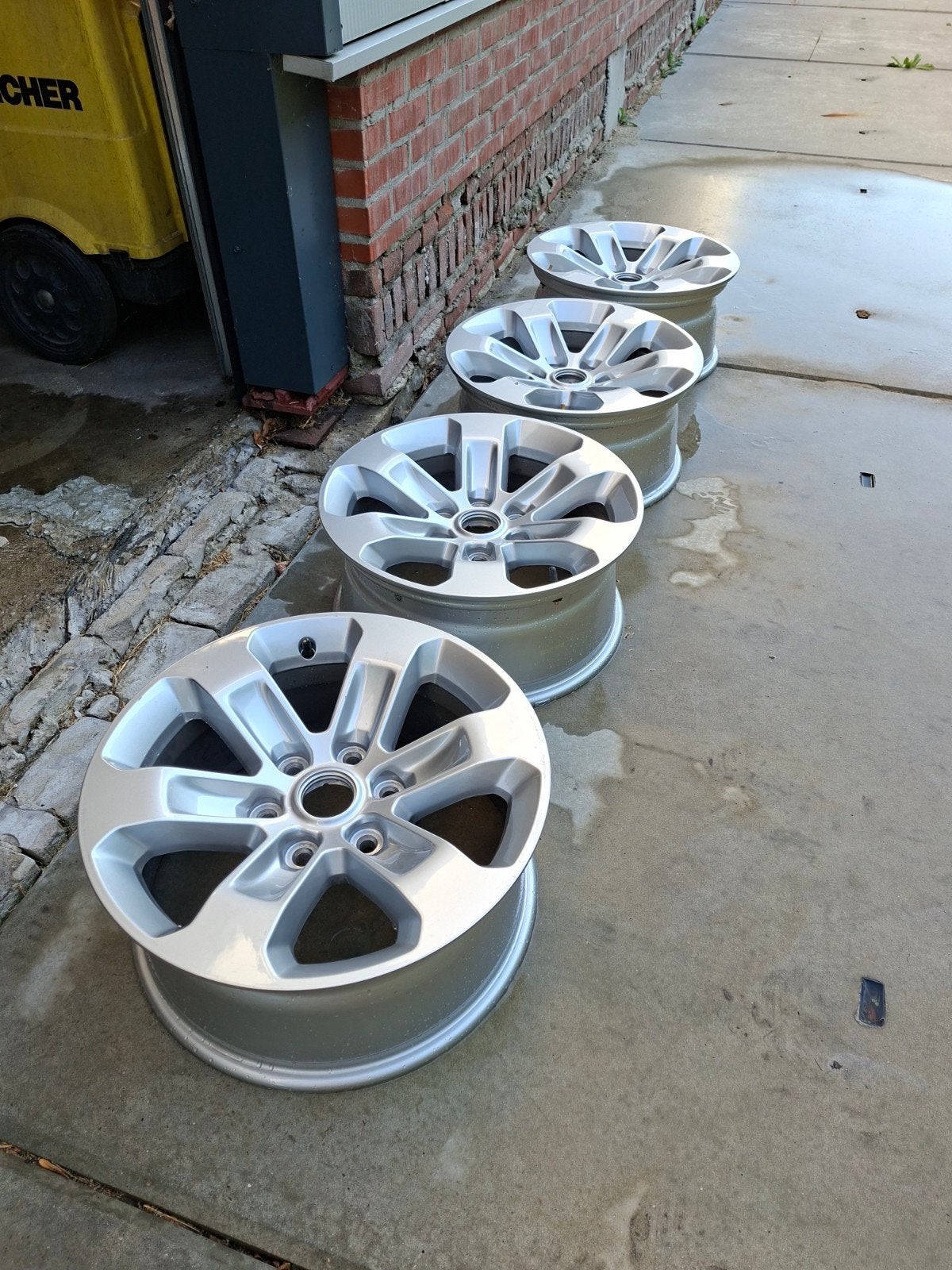Velgen 18 inch Dodge Ram 1500 (2019-2026), Auto-onderdelen, Ophalen, 18 inch, All Season, Velg(en)