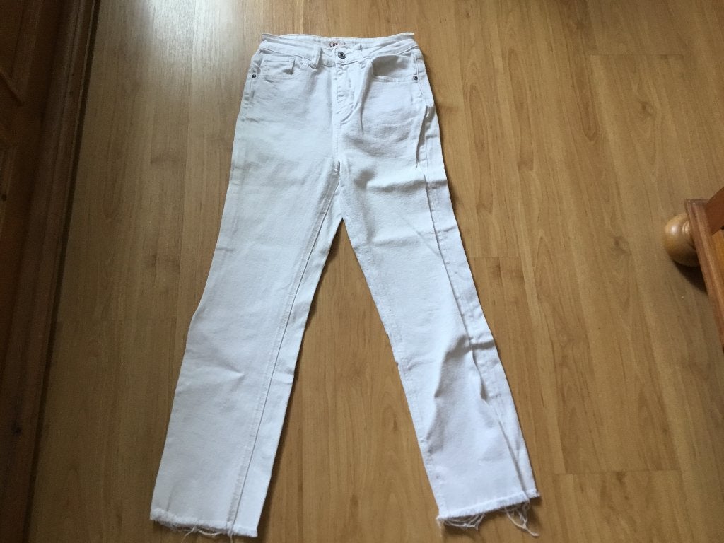 Witte spijker broek van cindy.h. Maat 34/xs, Wit, Ophalen of Verzenden, Zo goed als nieuw, Maat 34 (XS) of kleiner