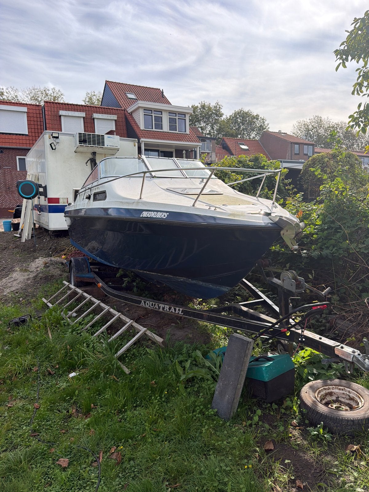 Invader Cuddy met V8 motor - Opknapper, Watersport en Boten, Overige merken, Gebruikt, Benzine, Ophalen
