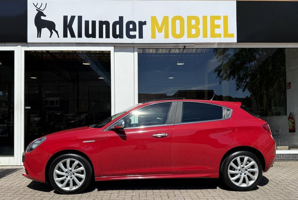 Alfa Romeo Giulietta 1.4 T Limited Edition |Panorama|Stoelve, Auto's, Euro 5, Stof, 4 cilinders, Bedrijf