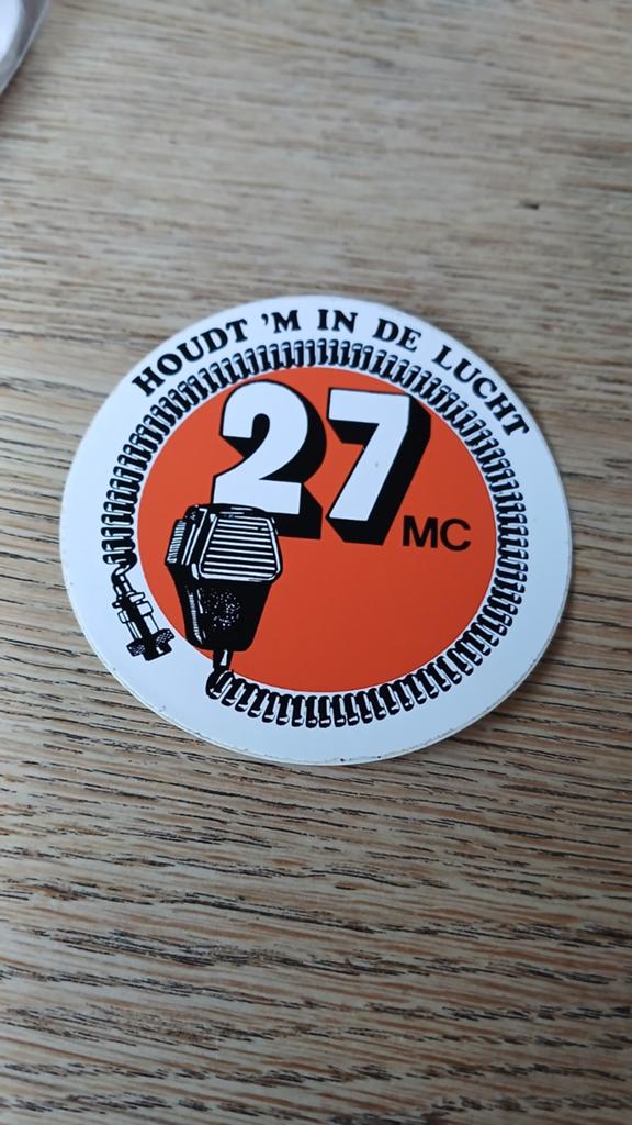 Sticker 27MC Houdt 'm in de Lucht 9,5cm, Ophalen of Verzenden, Zo goed als nieuw