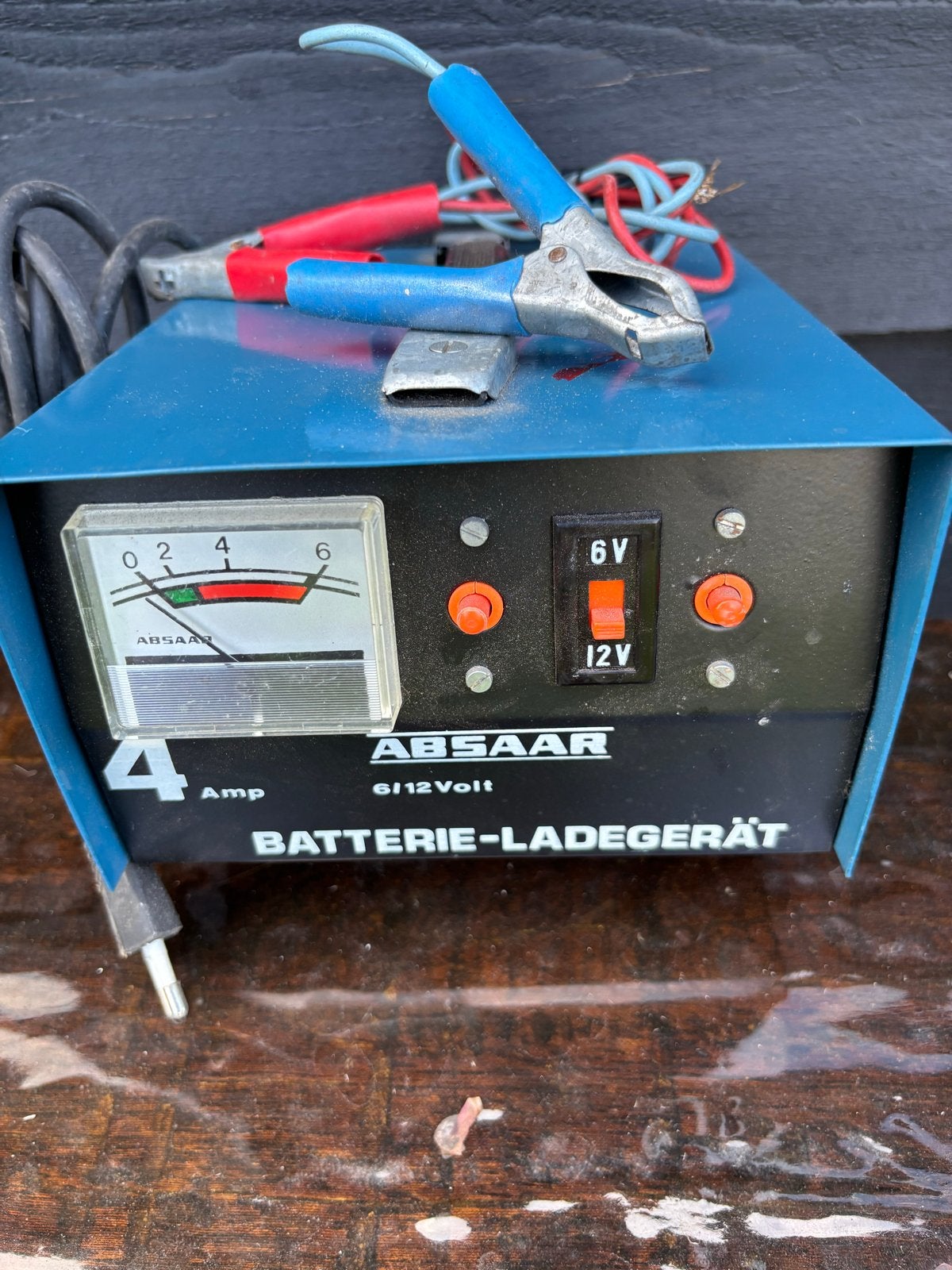 ABSAAR Batterijlader 6V/12V - 4 Amp, Auto-onderdelen, Gebruikt, Universele onderdelen