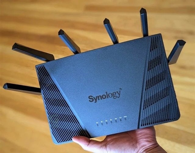 Synology RT6600AX Router WiFi6 Tri-band, Computers en Software, Routers en Modems, Zo goed als nieuw, Router, Ophalen