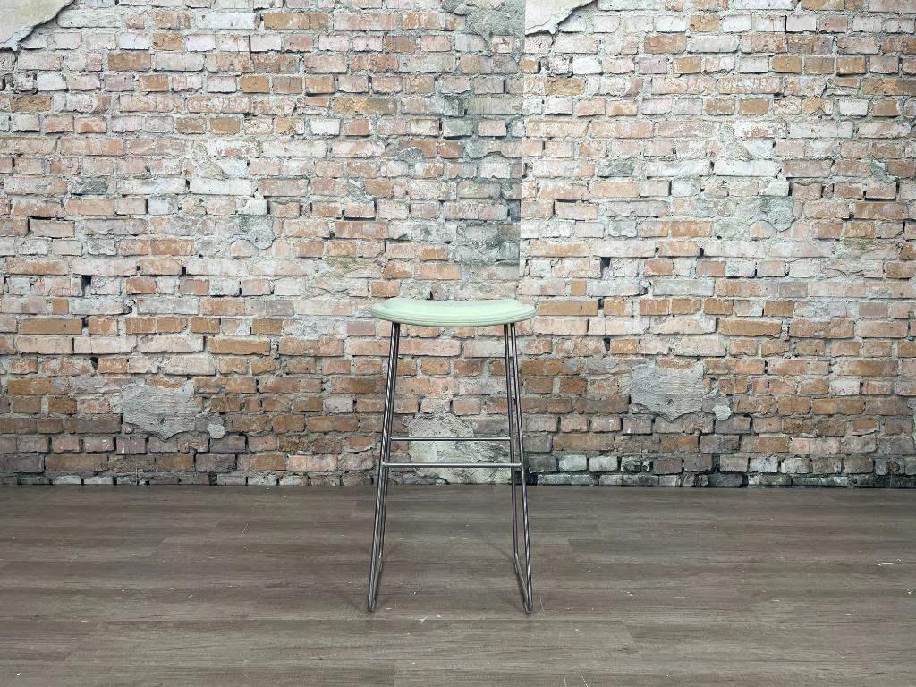 Cappellini Hi Pad Stool mintgroen bij TheReSales, 60 tot 90 cm, Ophalen of Verzenden, Zo goed als nieuw, 1 kruk