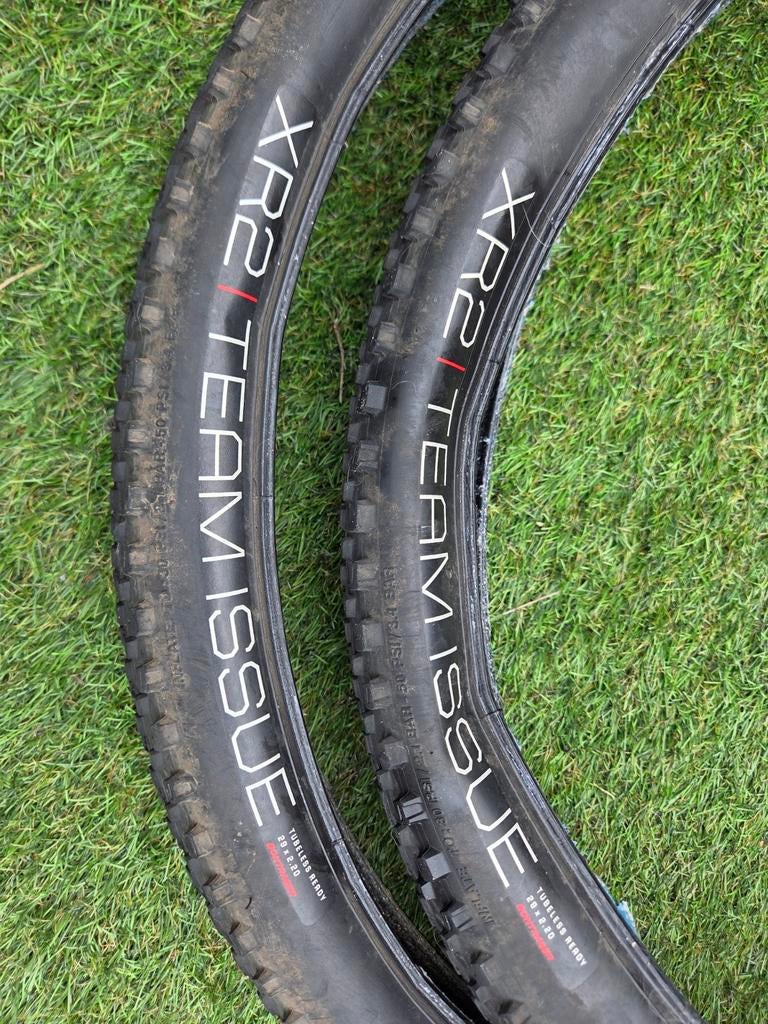Bontrager XR2 Comp MTB Buitenbanden 29x2.2 (2 stuks), Ophalen, Gebruikt, Band, Bontrager