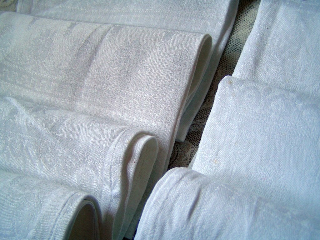 15 damasten servetten nr DD 155, Verzenden, Geweven, Nieuw, Katoen