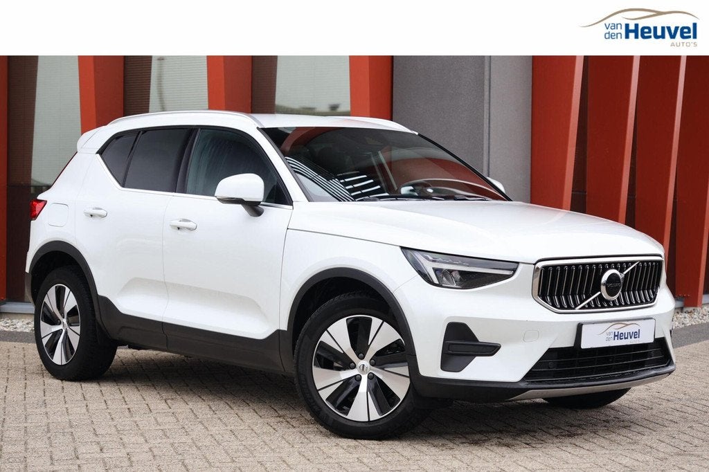 Volvo XC40 T4 Recharge Plus Bright | Stoelverwarming | Trekh, Auto's, Volvo, 12 maanden, Stof, Wit, Plug-in hybride