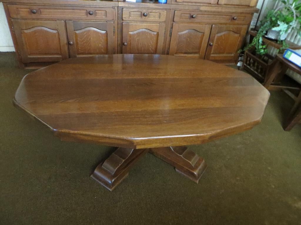 Stevige grote eiken salontafel met bolpoot. 139 bij 89 cm, Ophalen, Gebruikt, 100 tot 150 cm, Klassiek