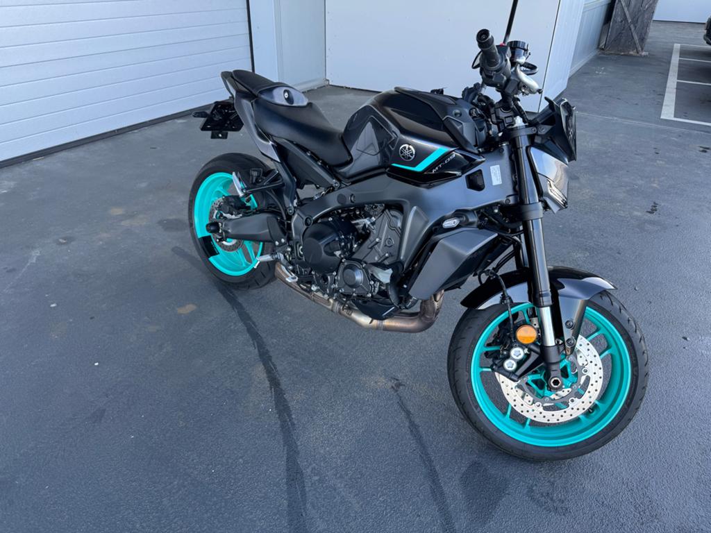 Yamaha MT-09 2024 met vele opties en extra's, Motoren, Motorrijbewijs A, Gebruikt, Particulier, Meer dan 35 kW