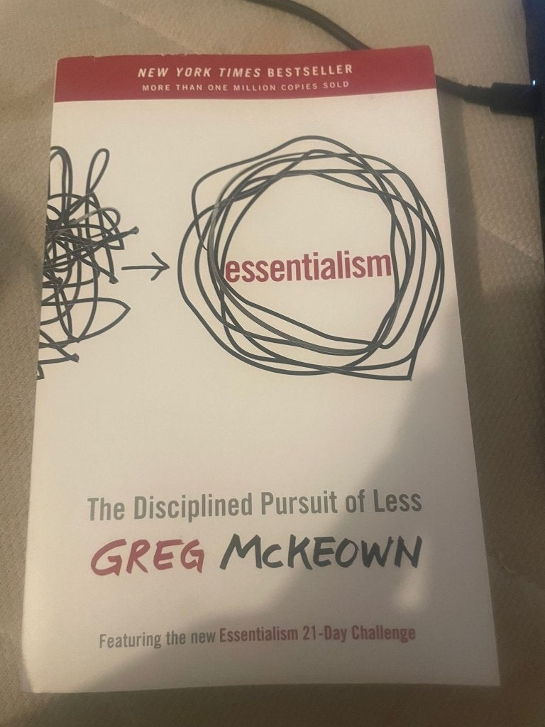 Essentialism Book by Greg McKeown, Ophalen, Zo goed als nieuw, Greg McKeown