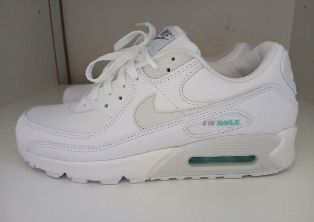 Nike air max 90( heren) maat 42,5 Nieuw zonder doos., Nike air max, Wit, Nieuw, Ophalen of Verzenden