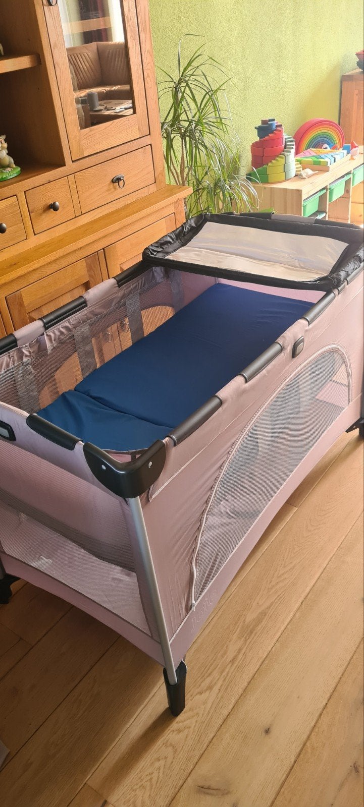 Joie campingbedje beige met verschoonplank, Ophalen, Gebruikt, Minder dan 140 cm, Matras