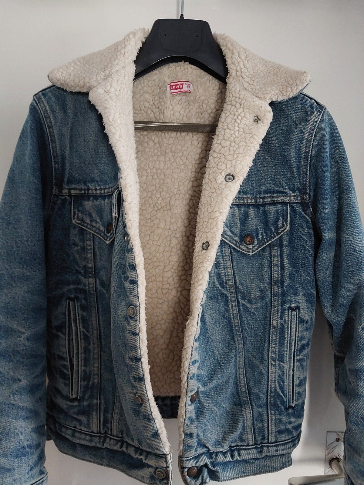 Original Levi's Sherpa Trucker Jack maat 38 voor dames, Levi's, Ophalen of Verzenden, Blauw