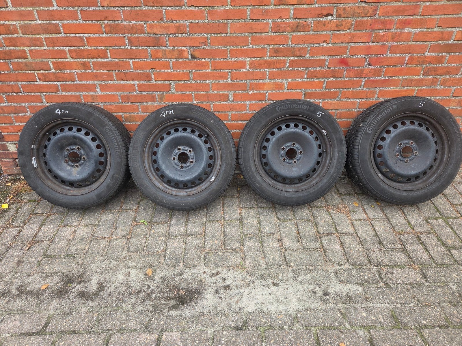 Winterbanden Continental 205/55 R16 Volvo/Ford, Ophalen, Gebruikt, 16 inch, Banden en Velgen