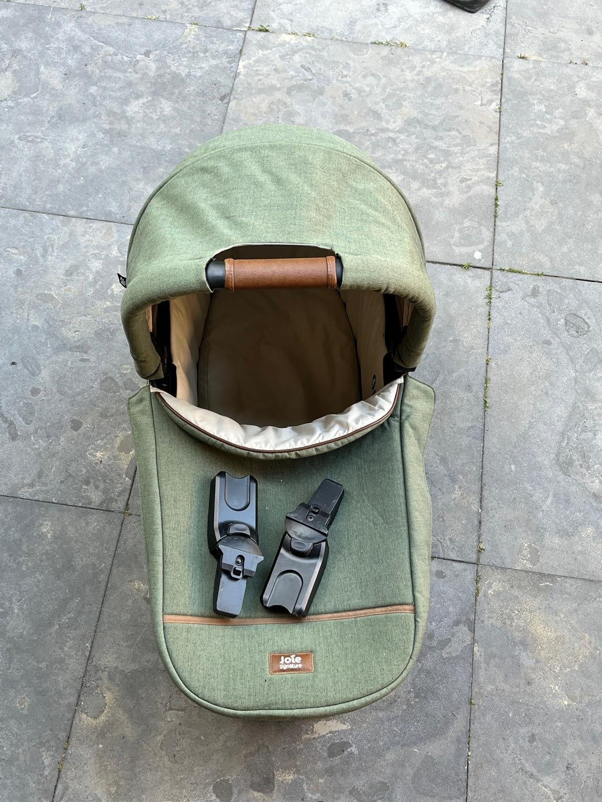Joie Signature Reiswieg 0-6 maanden met Maxi-Cosi adapters, Kinderen en Baby's, Zo goed als nieuw, Met reiswieg, Ophalen, Kinderwagen