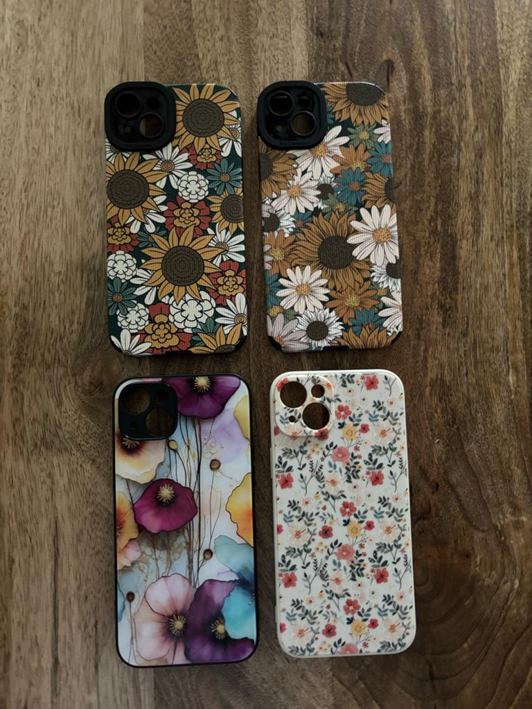 4 iPhone hoesjes voor IPhone 15 plus met bloemenprint, IPhone 13 Pro, Overige merken, Hoesje of Tasje, Ophalen of Verzenden