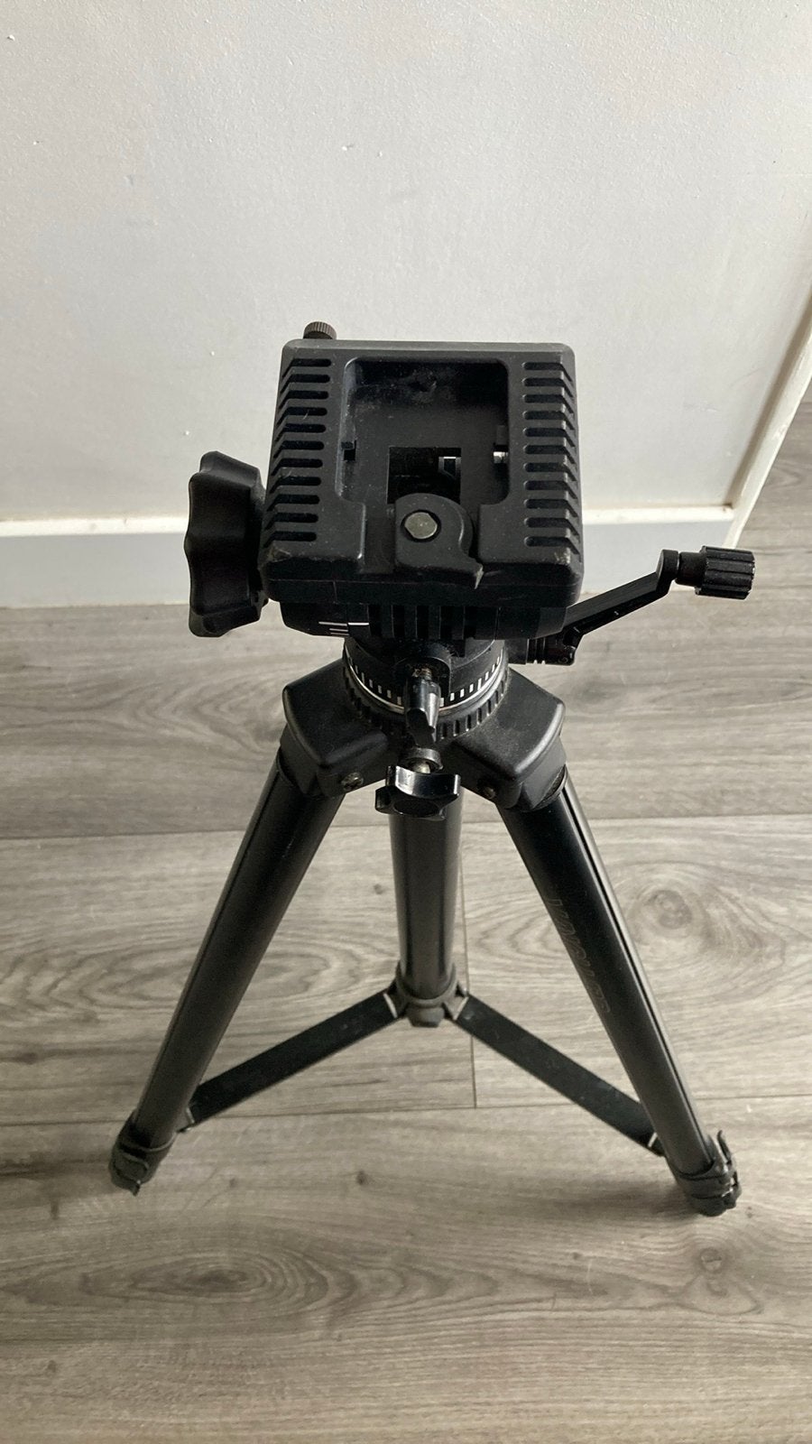 Vanguard VT-215H Statief  - 3 poot, Gebruikt, Vanguard, 175 cm of meer, Met balhoofd