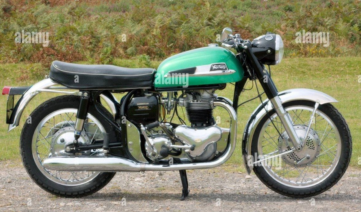 Gezocht!! Flamboyant groen Norton 650 Atlas Dominator  88 99, Ophalen
