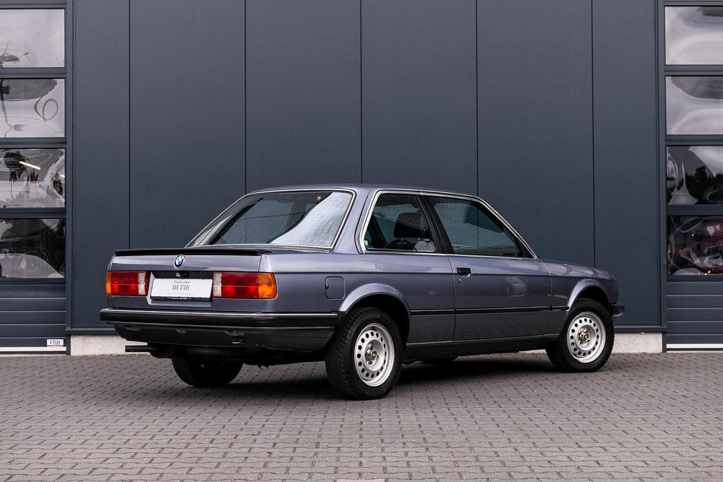 BMW 3-serie E30 323i Coupé VVFL | Type 1 | Baltic-Blau | Ro, Stof, Gebruikt, 150 pk, Bedrijf