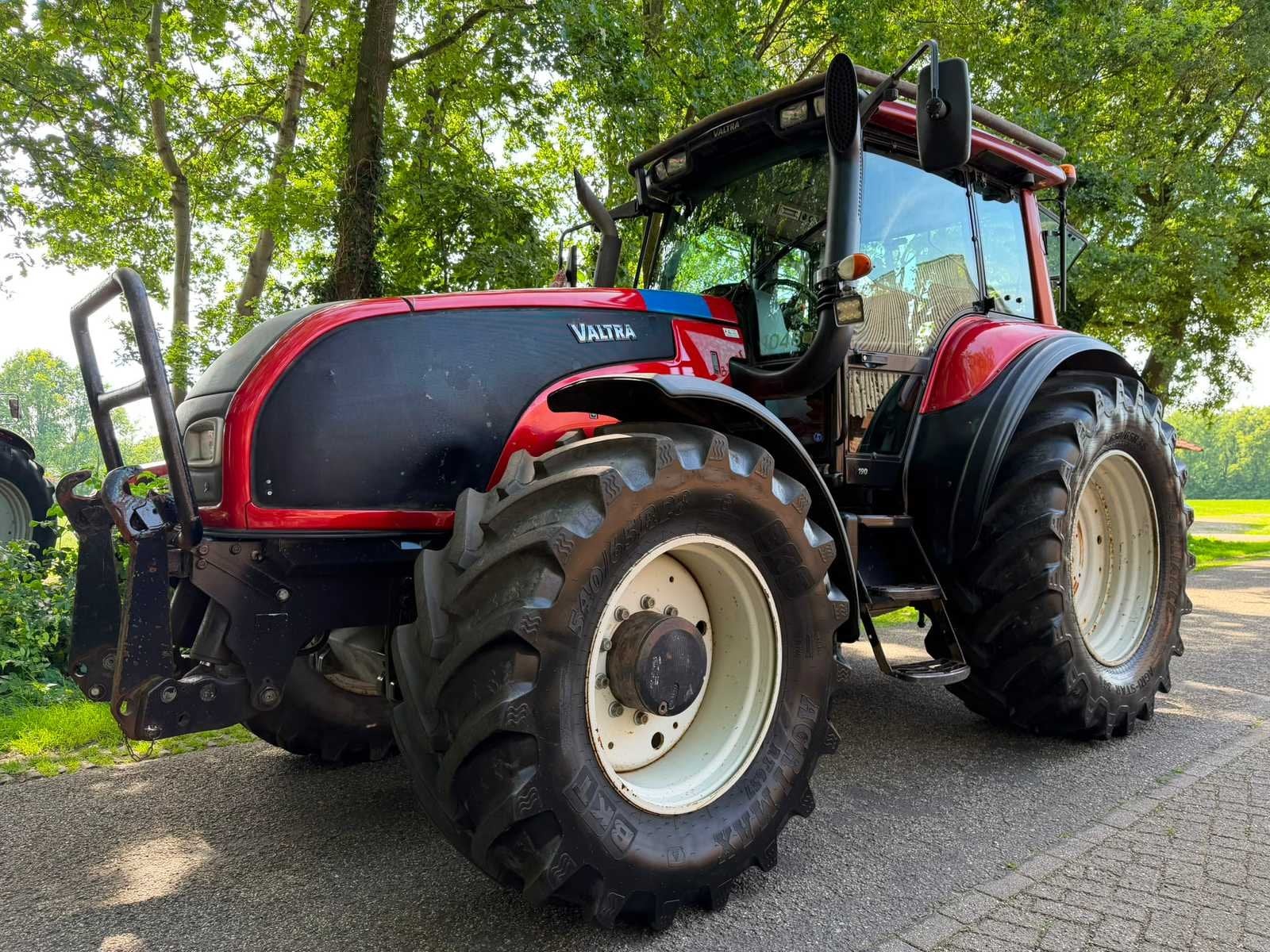 2006 valtra T190 7.4L Vierwielaangedreven landbouwtractor, Zakelijke goederen, Gebruikt, Overige merken