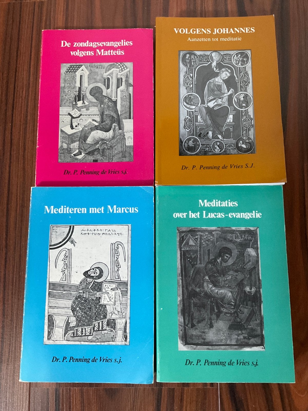 4x Meditaties Evangelie P. Penning de Vries, Ophalen of Verzenden, Gelezen