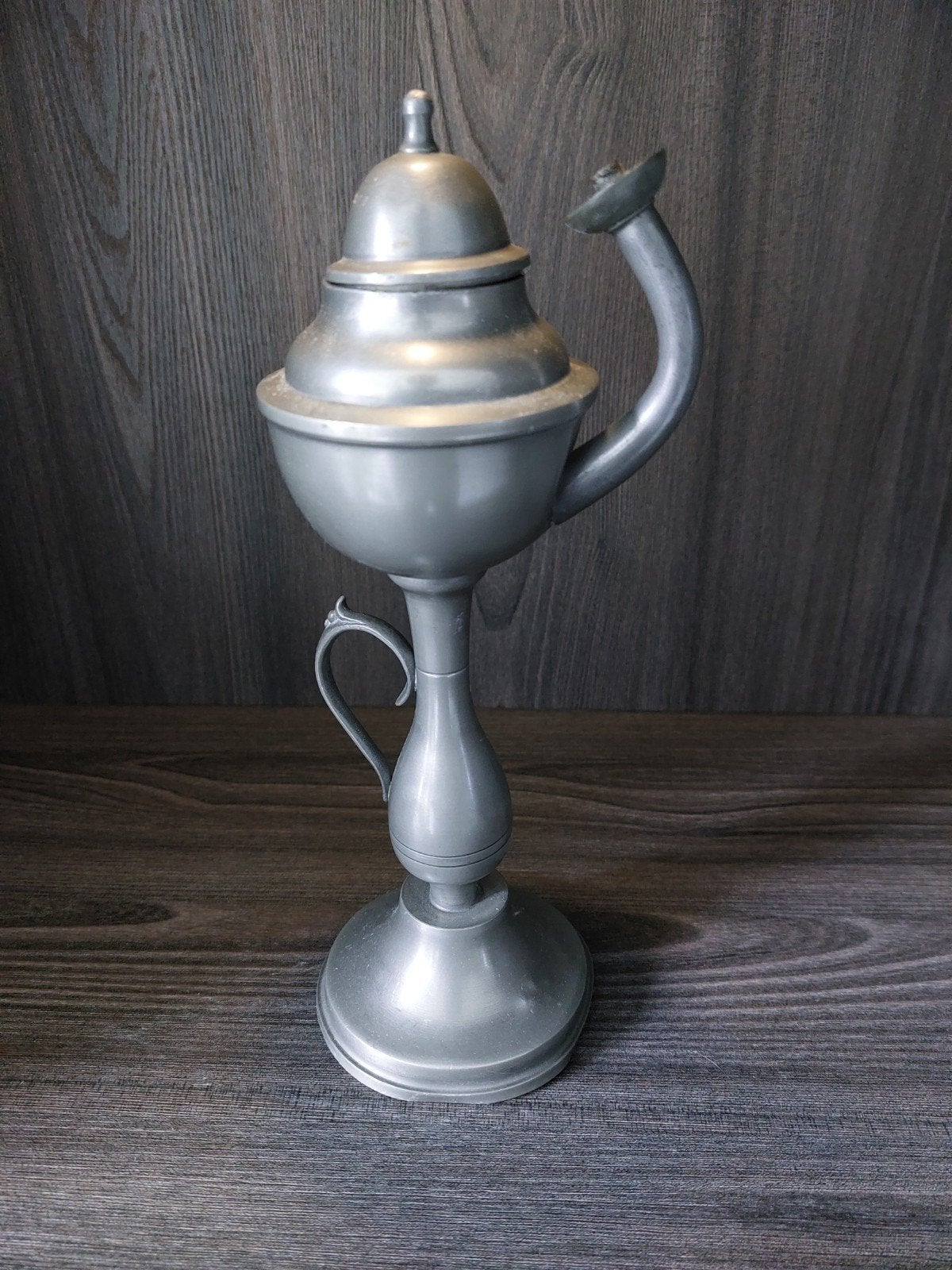 Antieke tinnen olielamp op voet – met deksel en pit-tuit, Antiek en Kunst, Ophalen