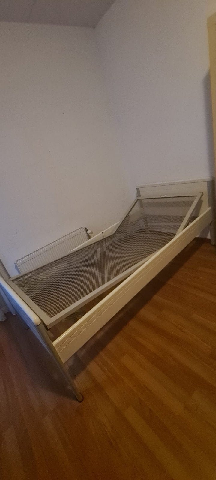 *GRATIS*   Eenpersoonsbed met verstelbaar hoofd-voeteind, Ophalen, 90 cm, Eenpersoons, 200 cm