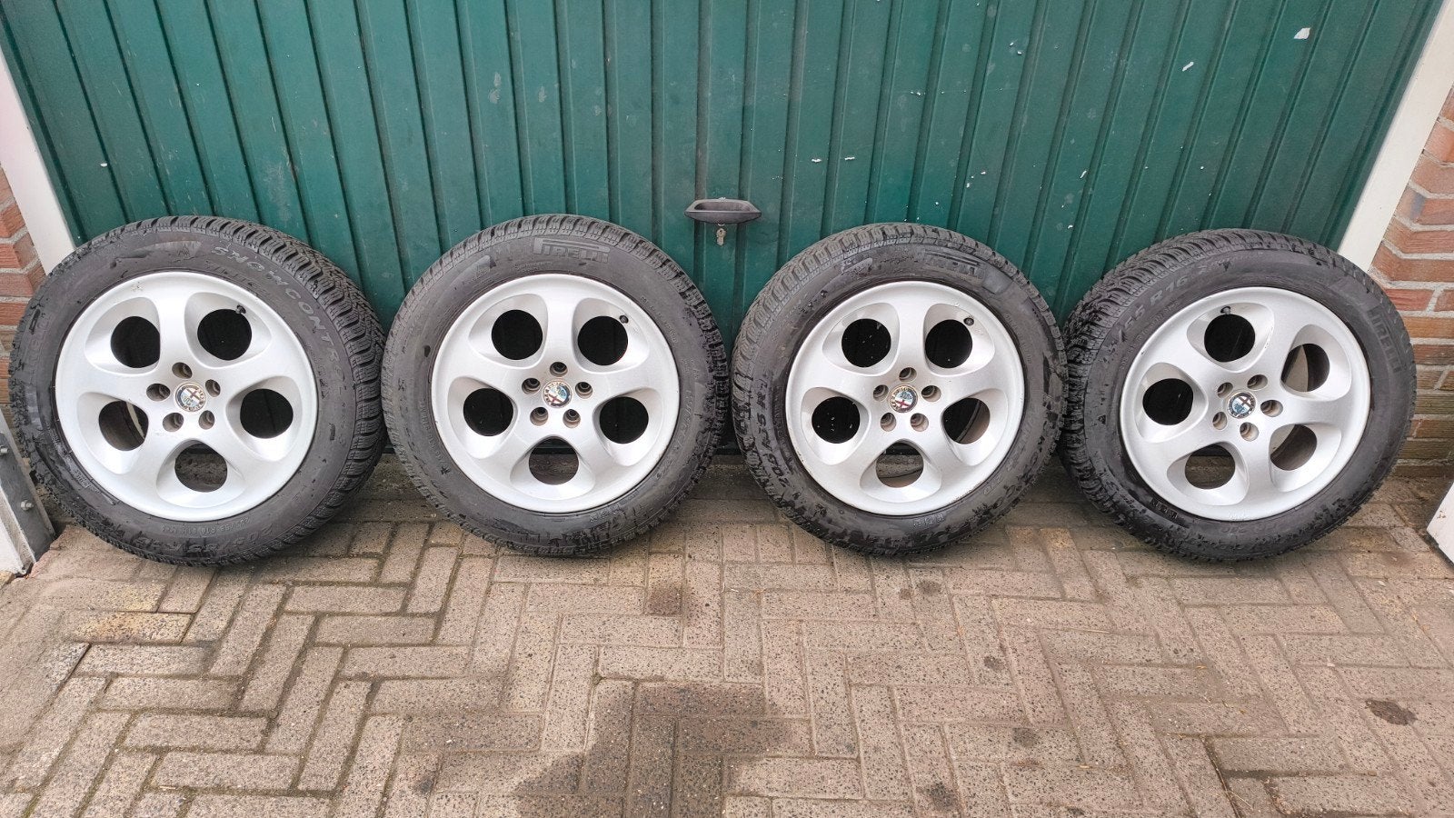 Winterset Alfa Romeo 147/156. 16 inch, Ophalen