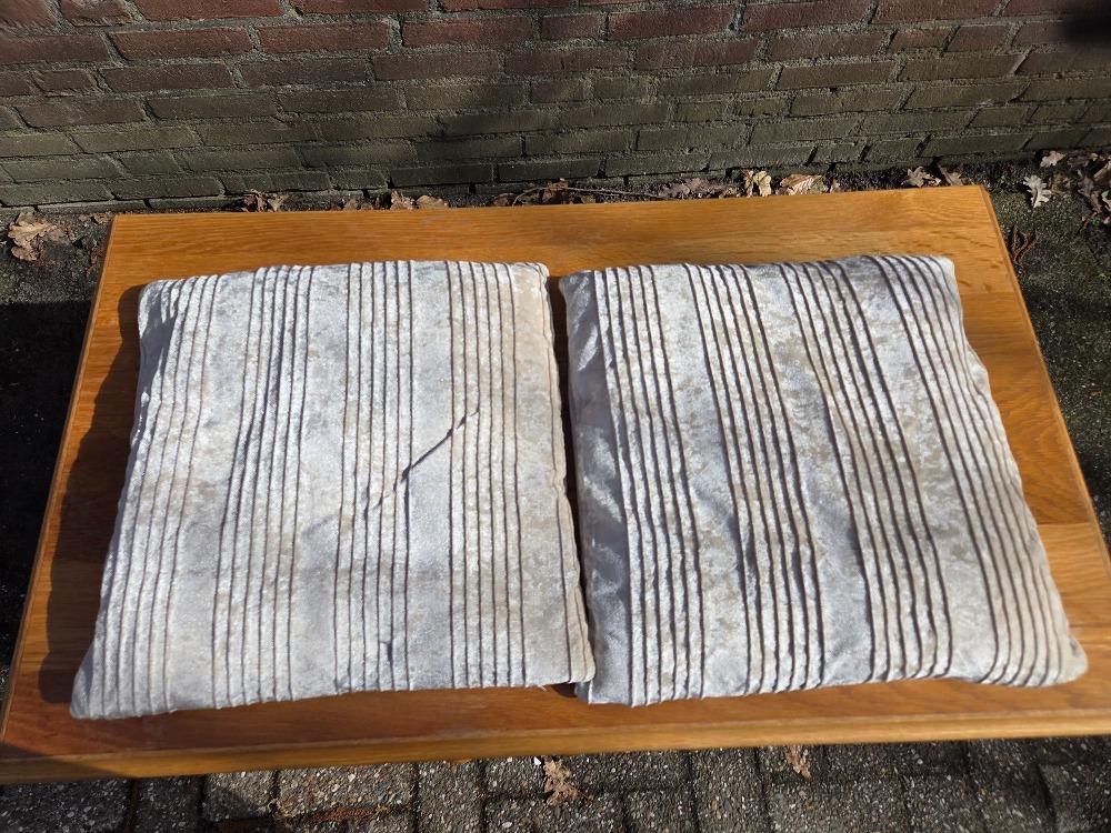 kussens biezenstof vintage look, Huis en Inrichting, Woonaccessoires | Kussens, Ophalen of Verzenden, 'T Olde Gre-j, Info@toldegrej.nl