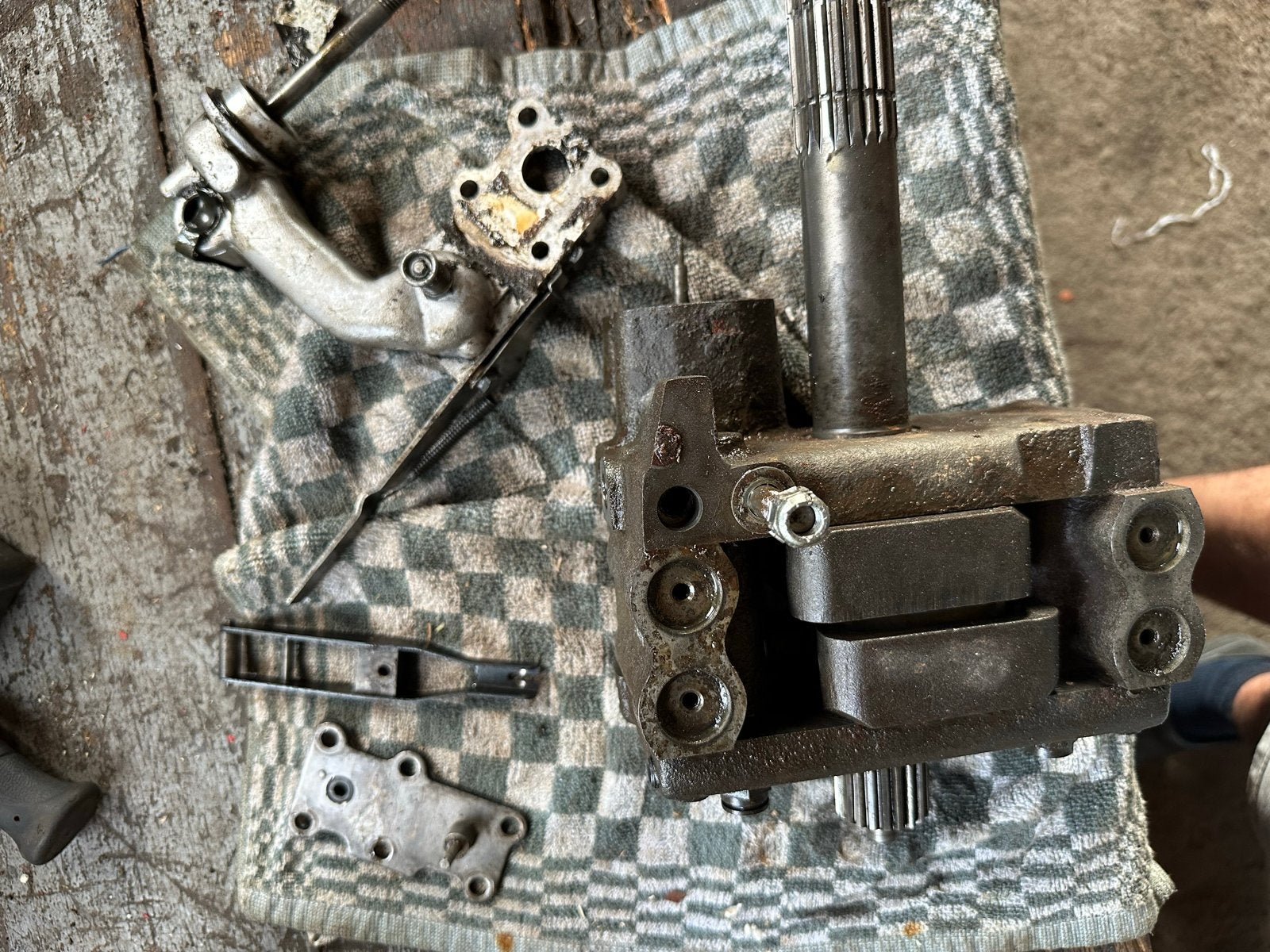 Hydrauliekpomp Massey Ferguson 158 - Revisie nodig, Ophalen of Verzenden