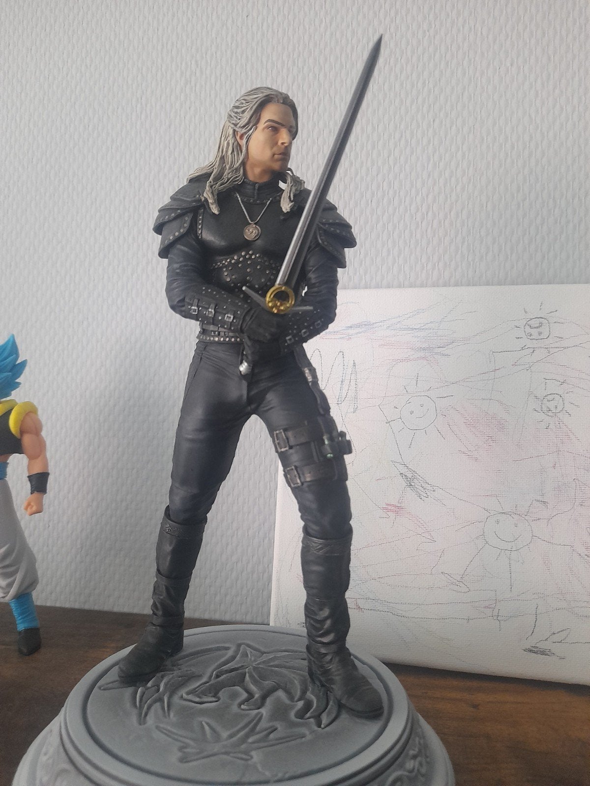 witcher beeldje met doos, Ophalen of Verzenden, Zo goed als nieuw
