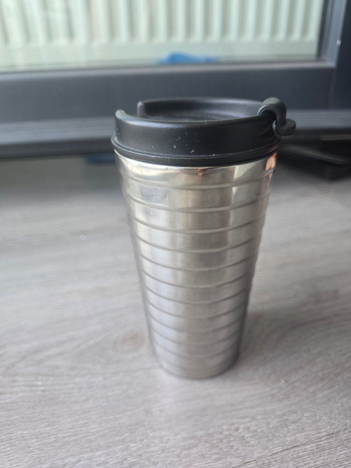Nespresso travel mug, Ophalen