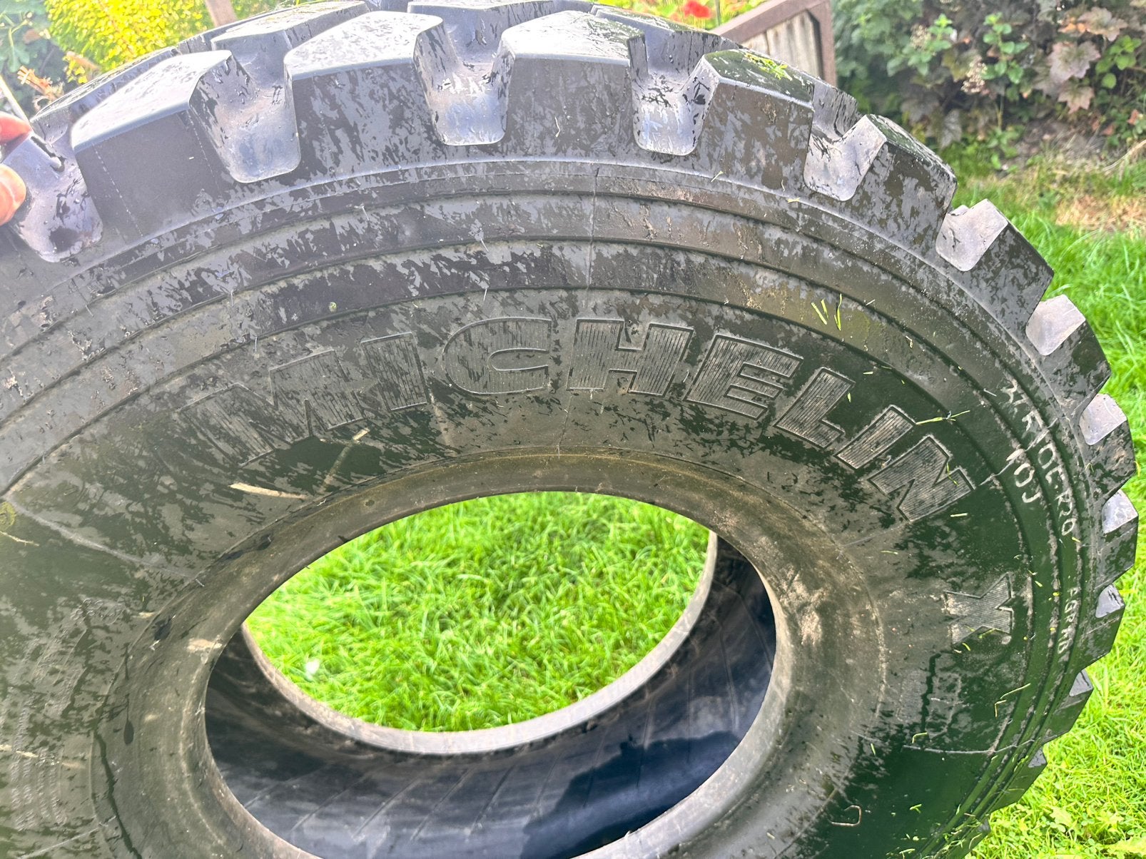 Michelin  XZL 365/85-20, Ophalen
