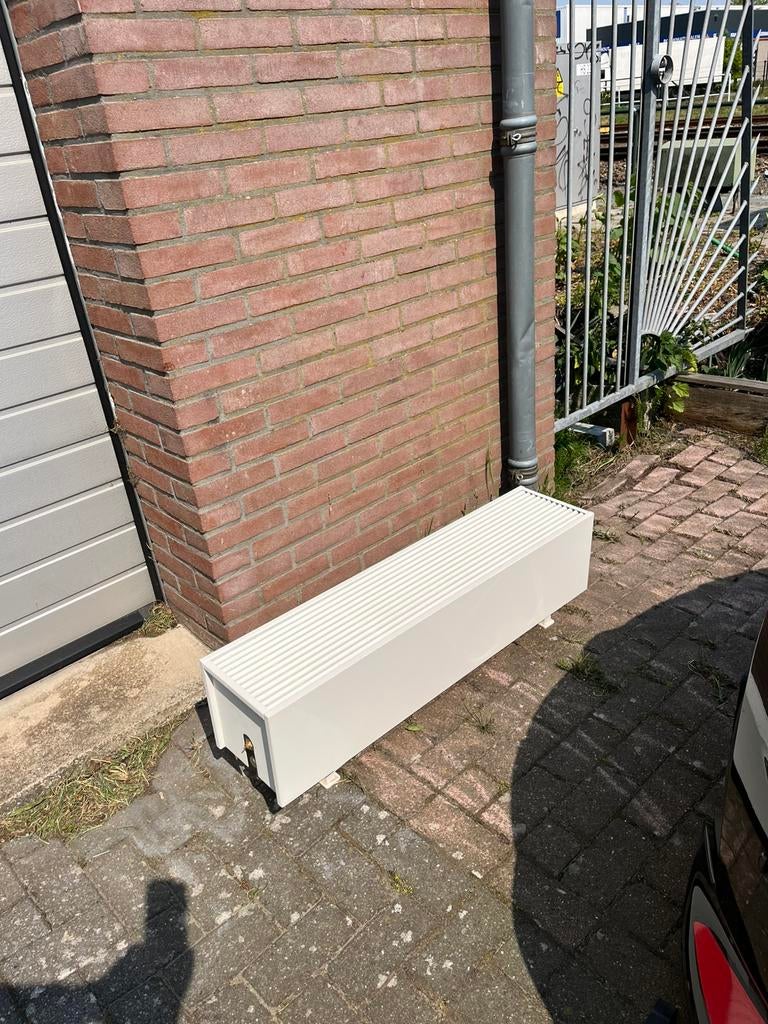 Jaga radiator 20x20x100 wit, 30 tot 80 cm, Radiator, Ophalen of Verzenden, Zo goed als nieuw