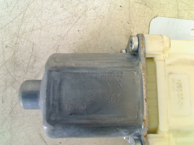 Motor Raammechaniek Links Achter C (W204) 2013, Gebruikt, Mercedes-Benz AG, Mercedes-Benz, Mercedesstraße 120, Stuttgart 70372, , Duitsland