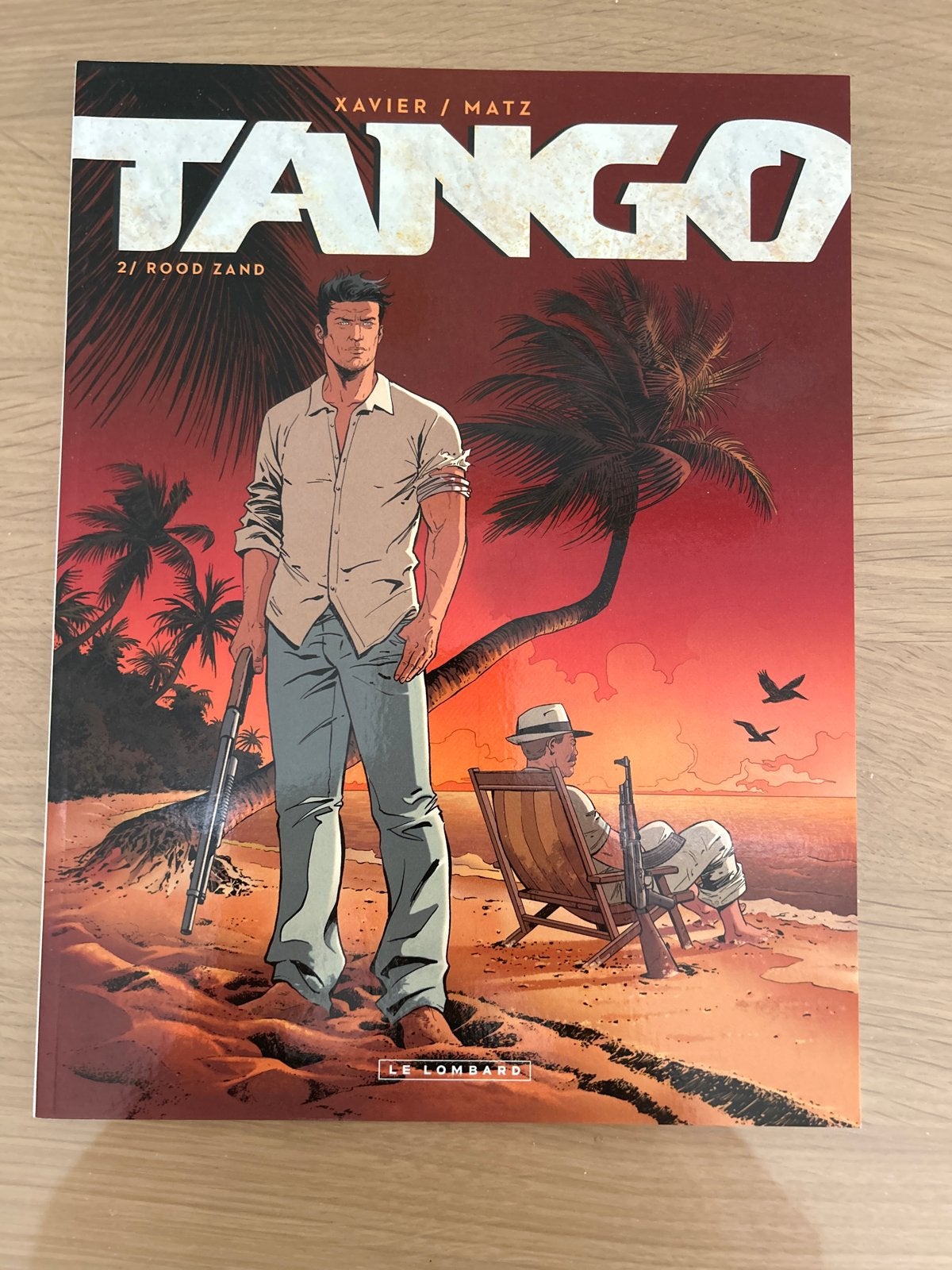 Tango 2: Rood Zand - Stripboek Xavier / Matz, Boeken, Stripboeken, Eén stripboek, Ophalen of Verzenden, Zo goed als nieuw