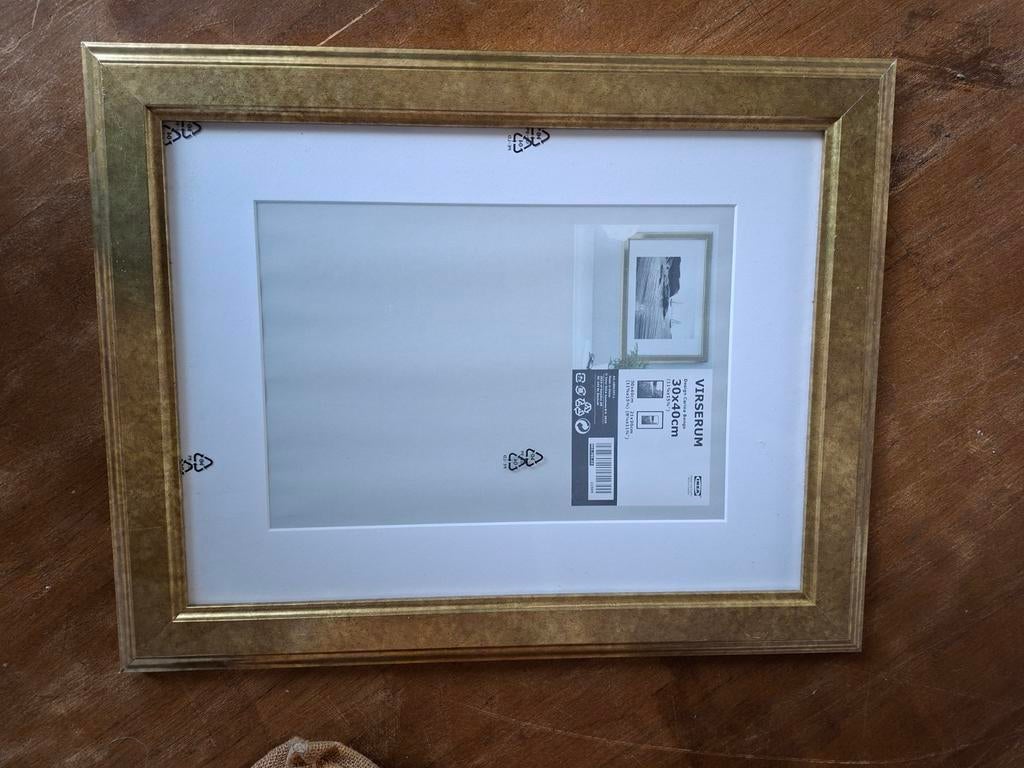 Ikea Virserum fotolijst 30x40 cm goudkleurig, Ophalen of Verzenden