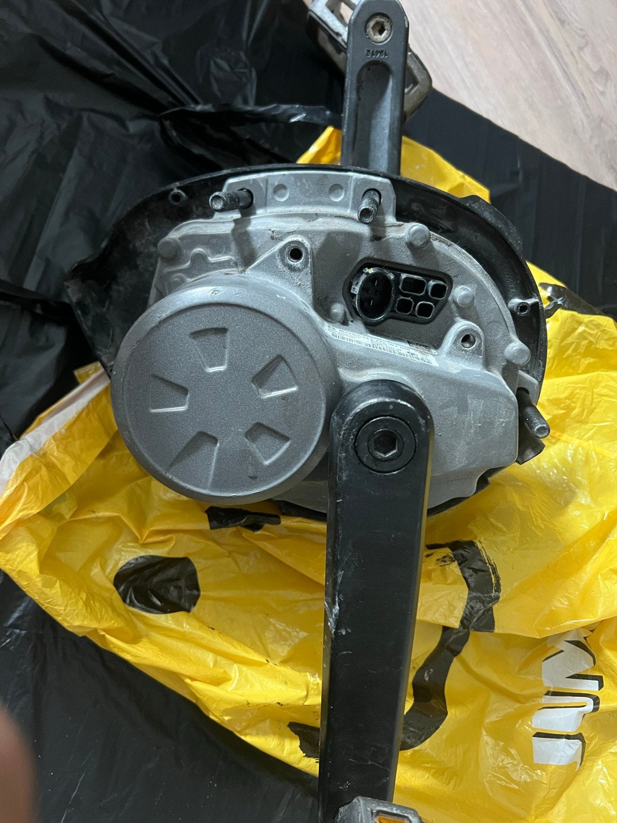 Bosch Active Line middenmotor voor elektrische fiets, Fietsen en Brommers, Gebruikt, Motor, Aluminium, Ophalen